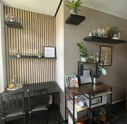 Welcome Pretty Home! Mit Balkon Und Stellplatz * Chemnitz